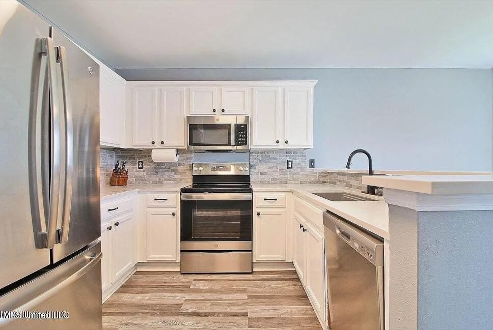 13369 Martin Ct - Photo 3 of 16