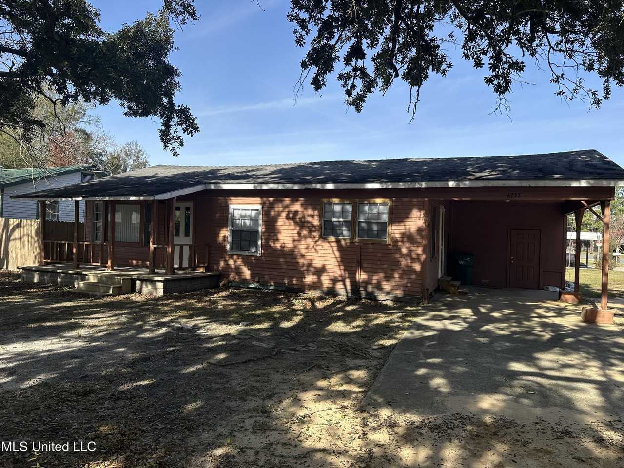 4737 General Ike St - Photo 2 of 12