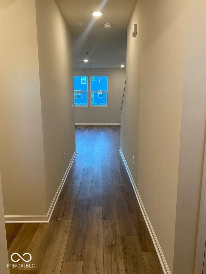 3872 Riverstone Dr - Photo 3 of 19