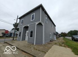 featured image of 529 W Washington St #2