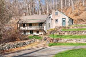featured image of 689 S Mountain Rd