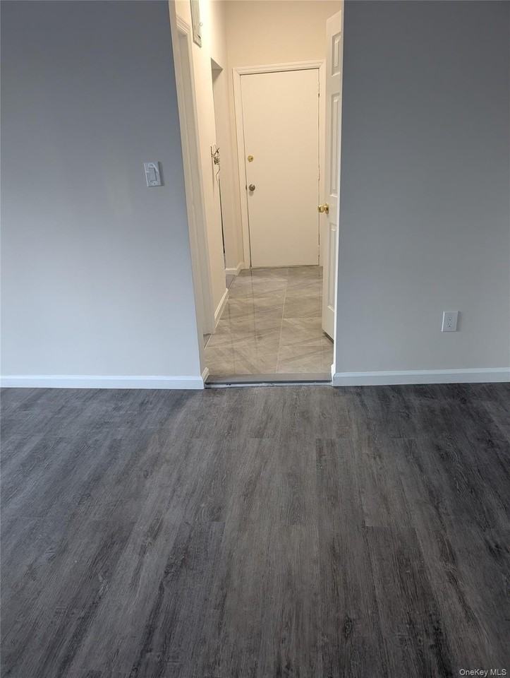 1902 Kings Hwy Unit 2r #2R - Photo 4 of 8