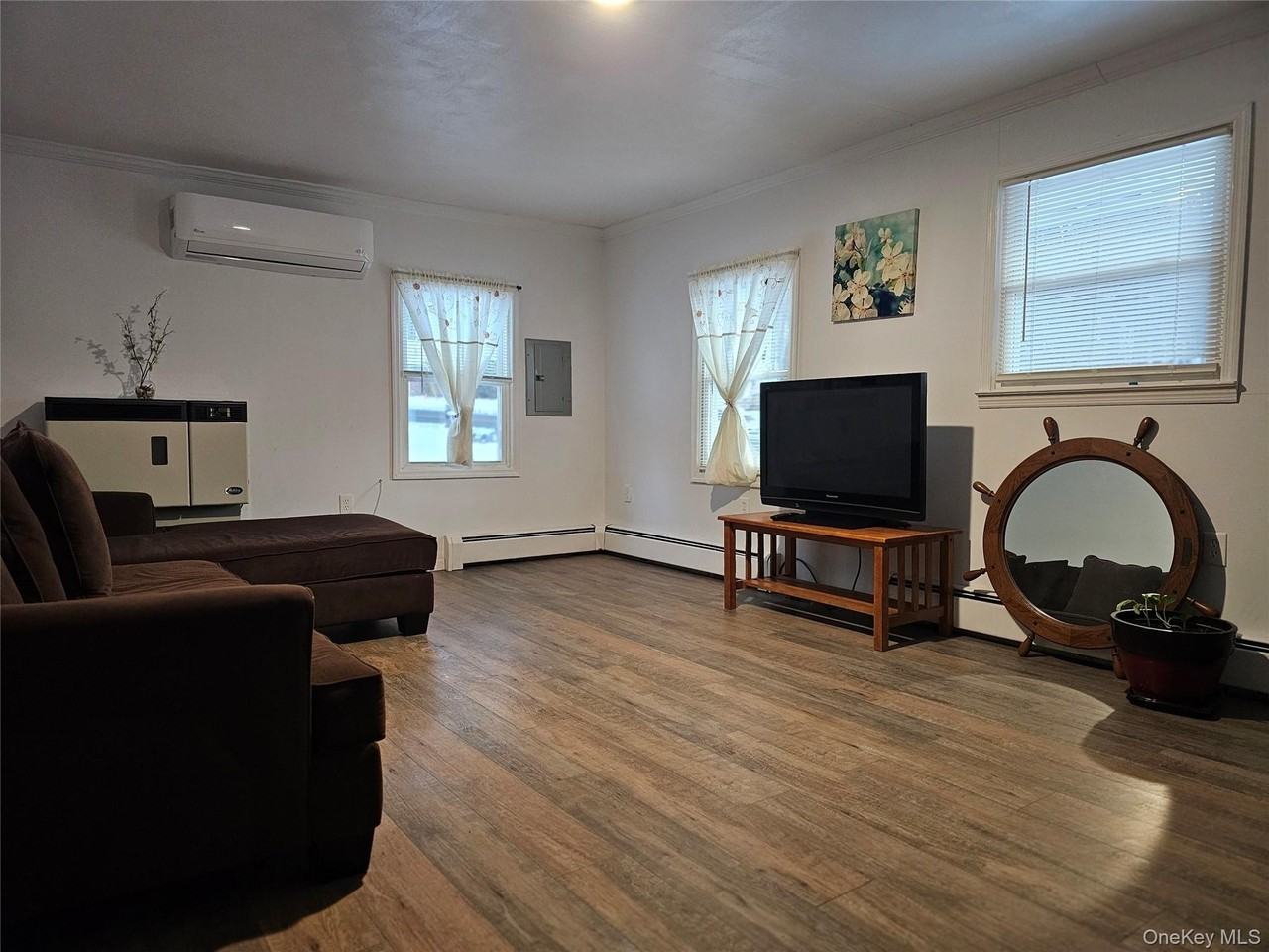 1110 Route 211 W - Photo 4 of 19