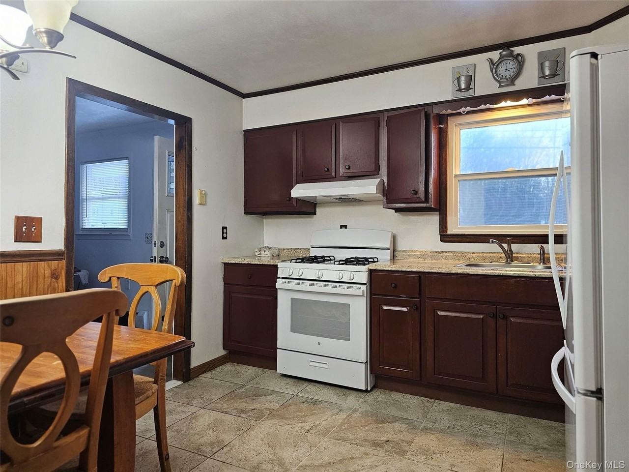 1110 Route 211 W - Photo 7 of 19