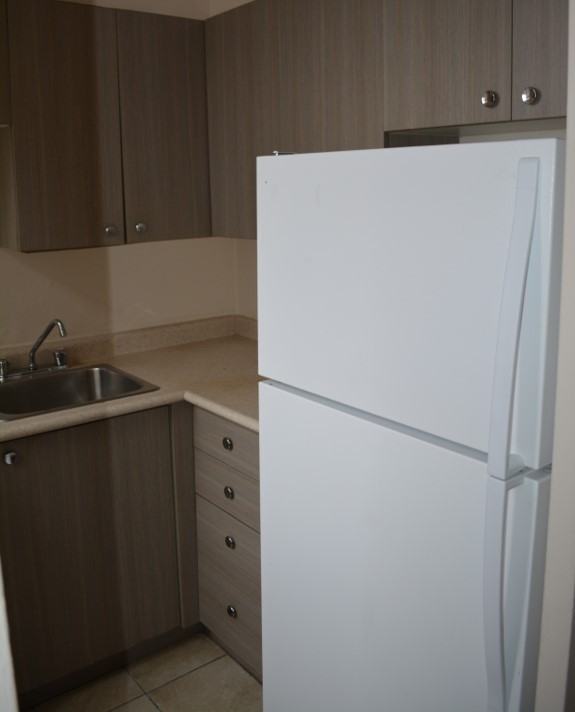 1111 Broadview Avenue - Photo 7 of 8