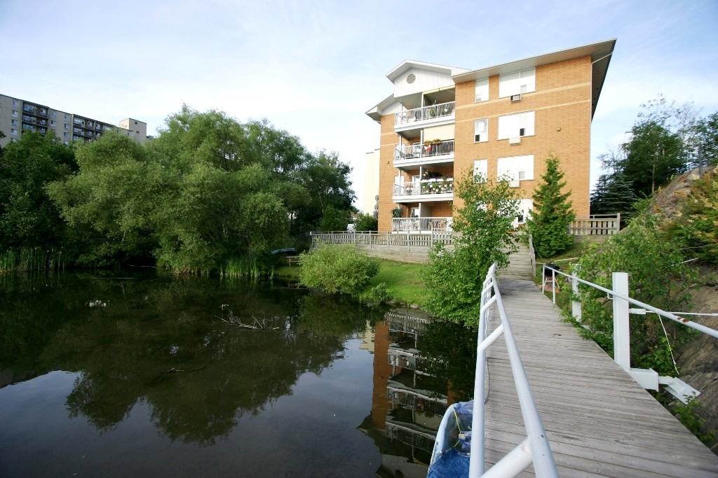 1904 Paris Street - Photo 7 of 16