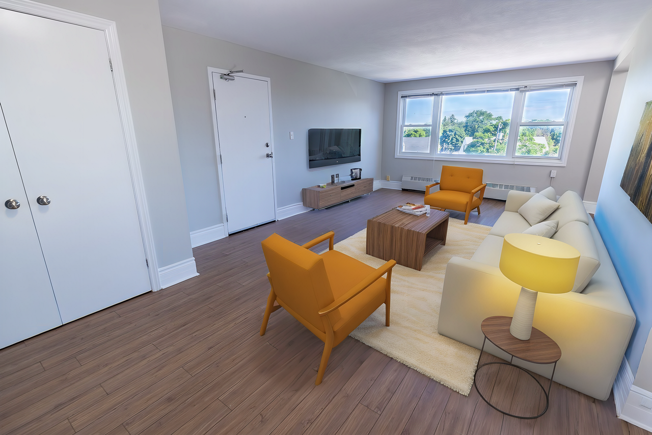 143 Westchester Crescent - Photo 2 of 32