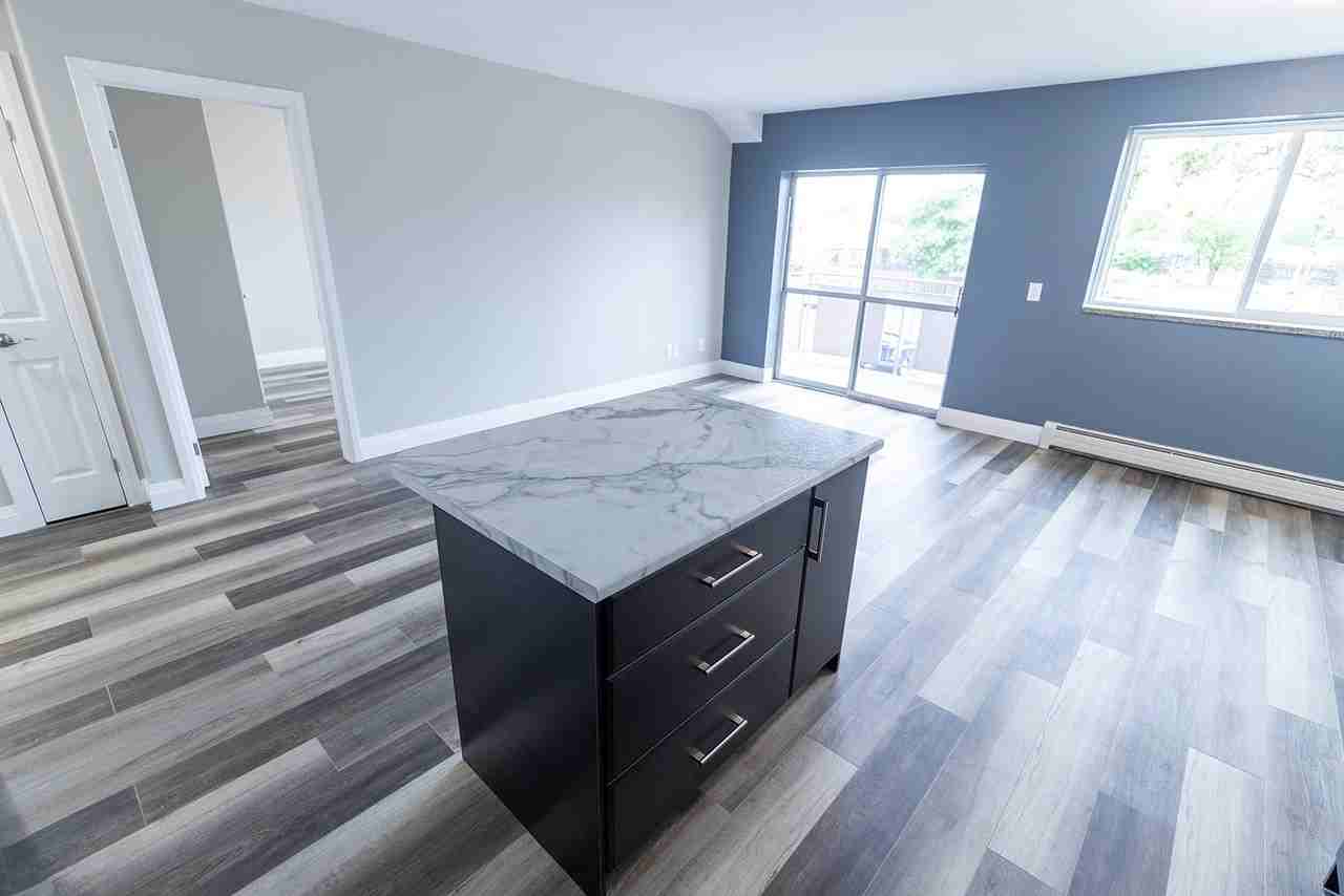 Colborne Court Apartments - Photo 2 of 36