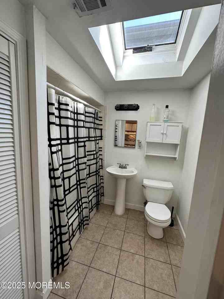 143 8th St - Photo 6 of 11