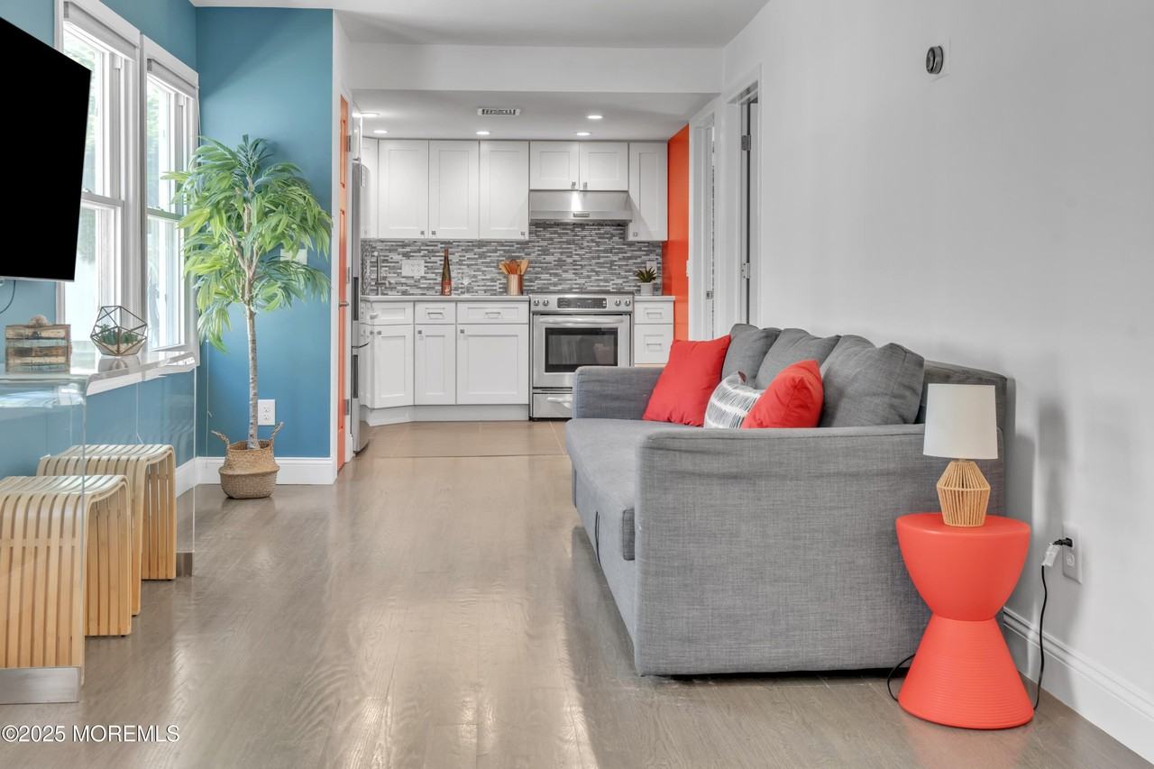 1822 Parkway Unit 1 #1 - Photo 3 of 20