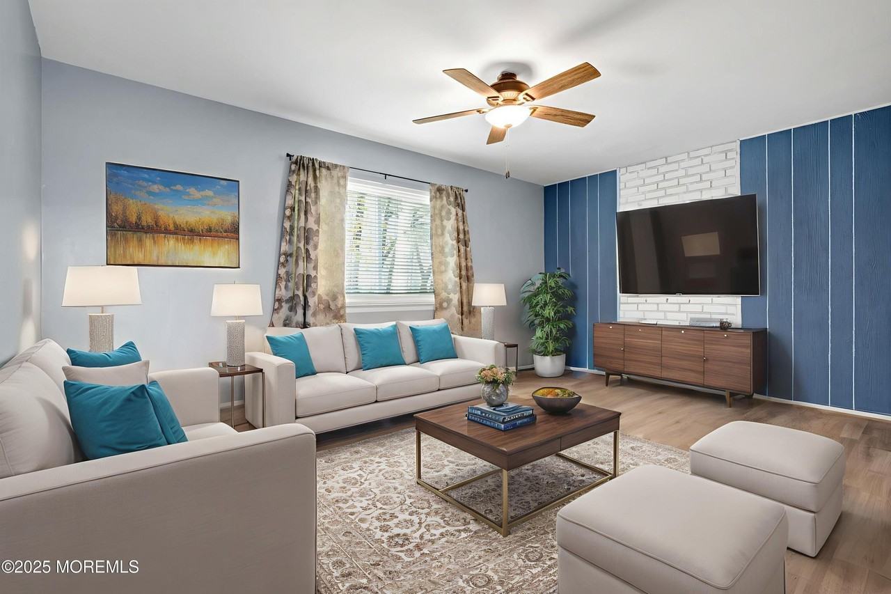 207 Coville Dr - Photo 7 of 15