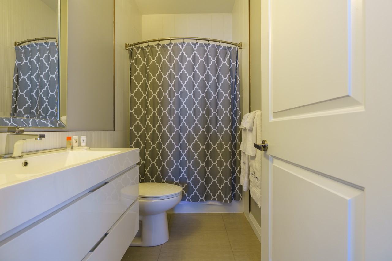 347 Hyland Drive - Photo 5 of 39