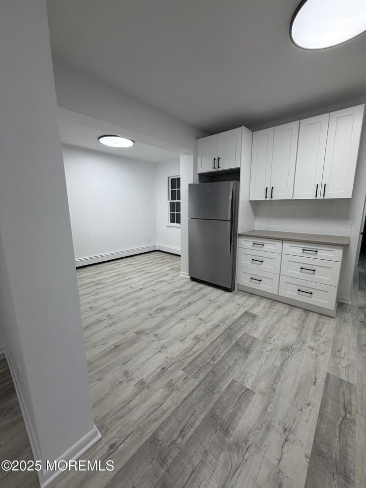 14 W 3rd St - Photo 6 of 27