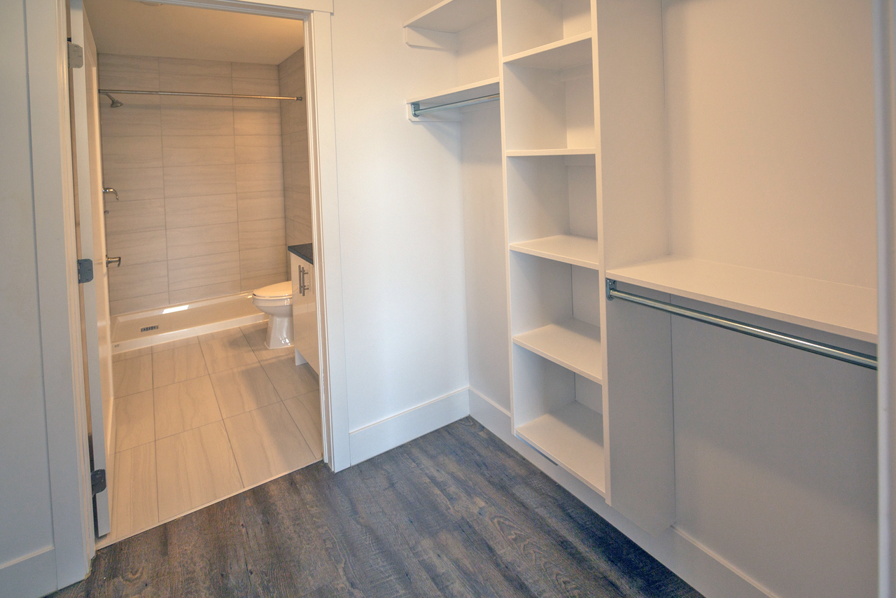 3569 Dutch Village Road - Photo 7 of 50