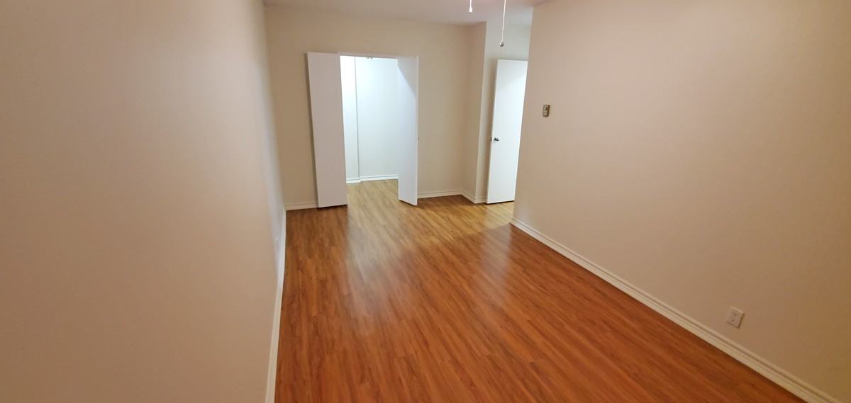 250 Ste Anne Road - Photo 6 of 20