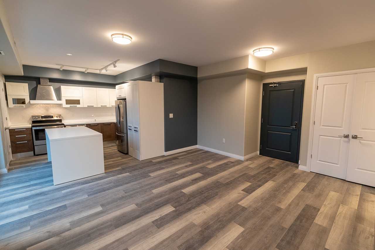 6479 Montrose Road - Photo 3 of 33