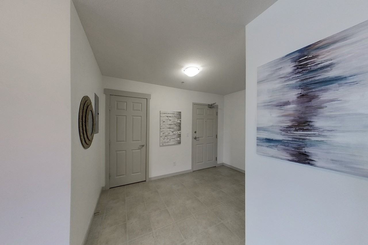 Alfred House at Franklin Landing - Photo 3 of 20