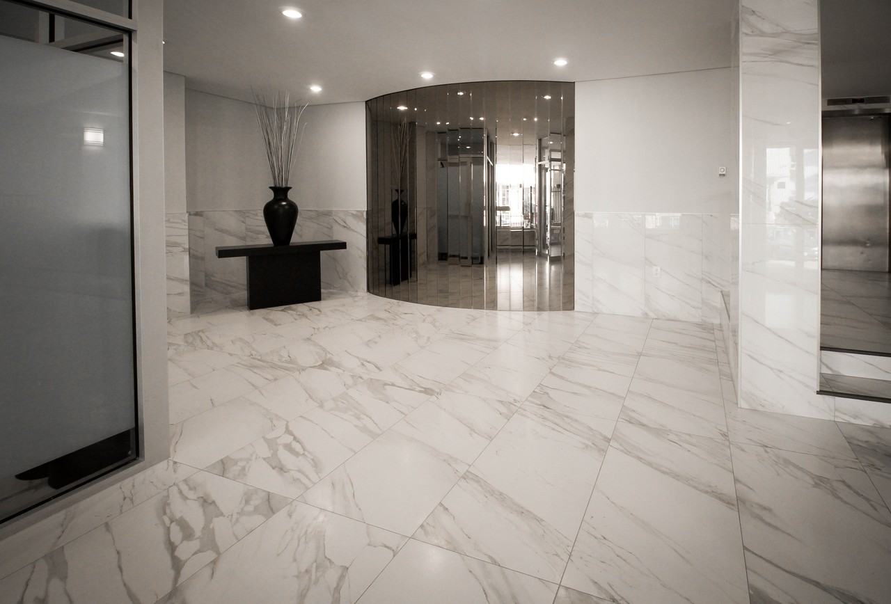 2570 Argyle Rd - Photo 2 of 7