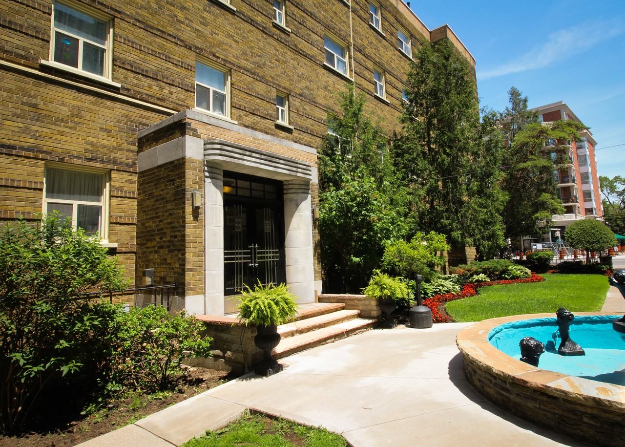 3110 & 3112 Yonge St. - Photo 3 of 10