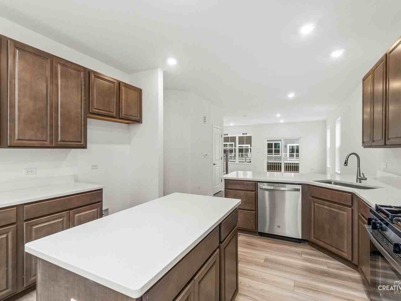 14946 S Dyer Ln - Photo 5 of 17