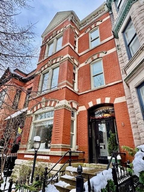 623 W Belden Ave #2 - Photo 2 of 20