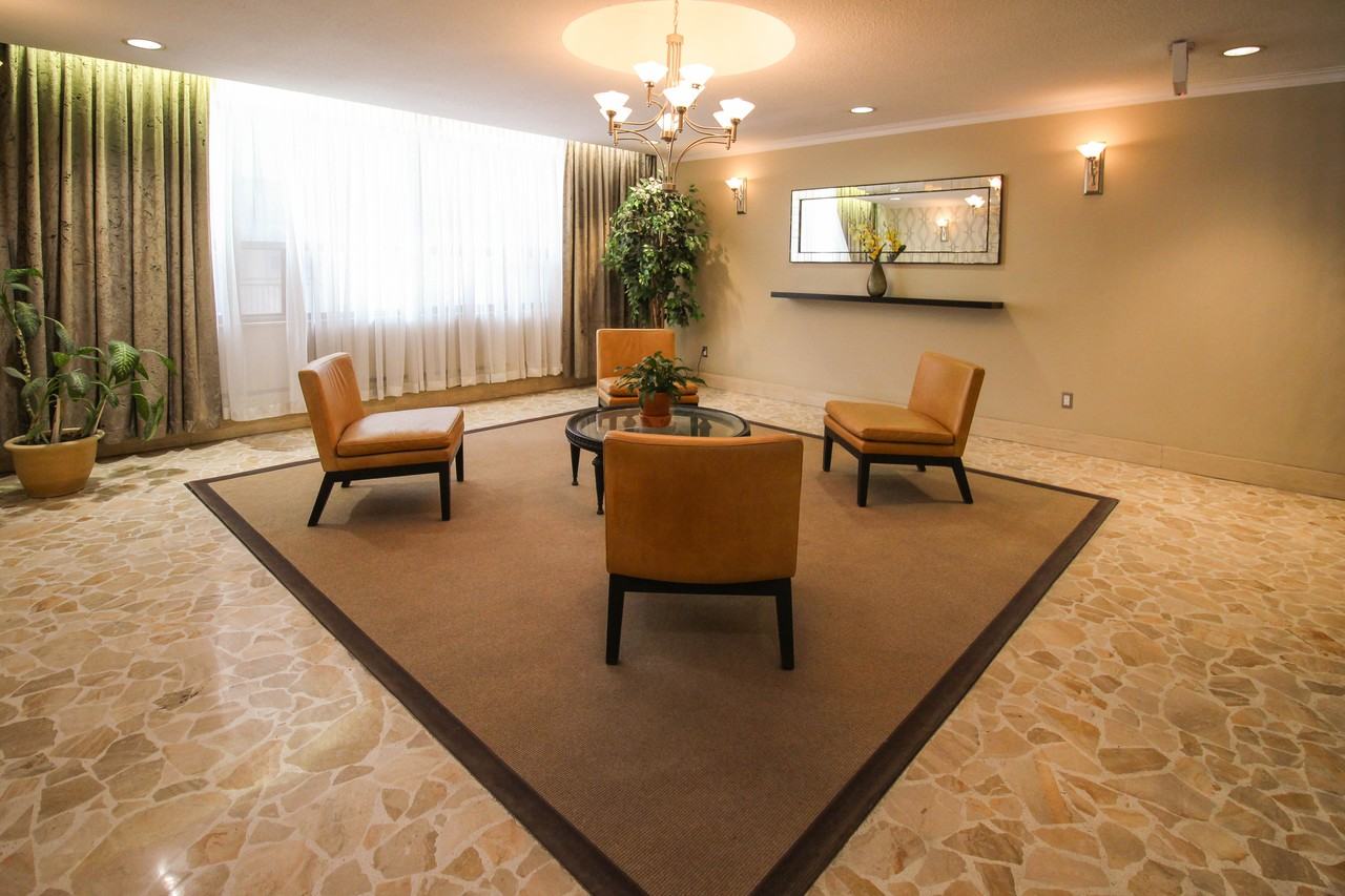 Imperial Towers - 90 Tyndall - Photo 6 of 12