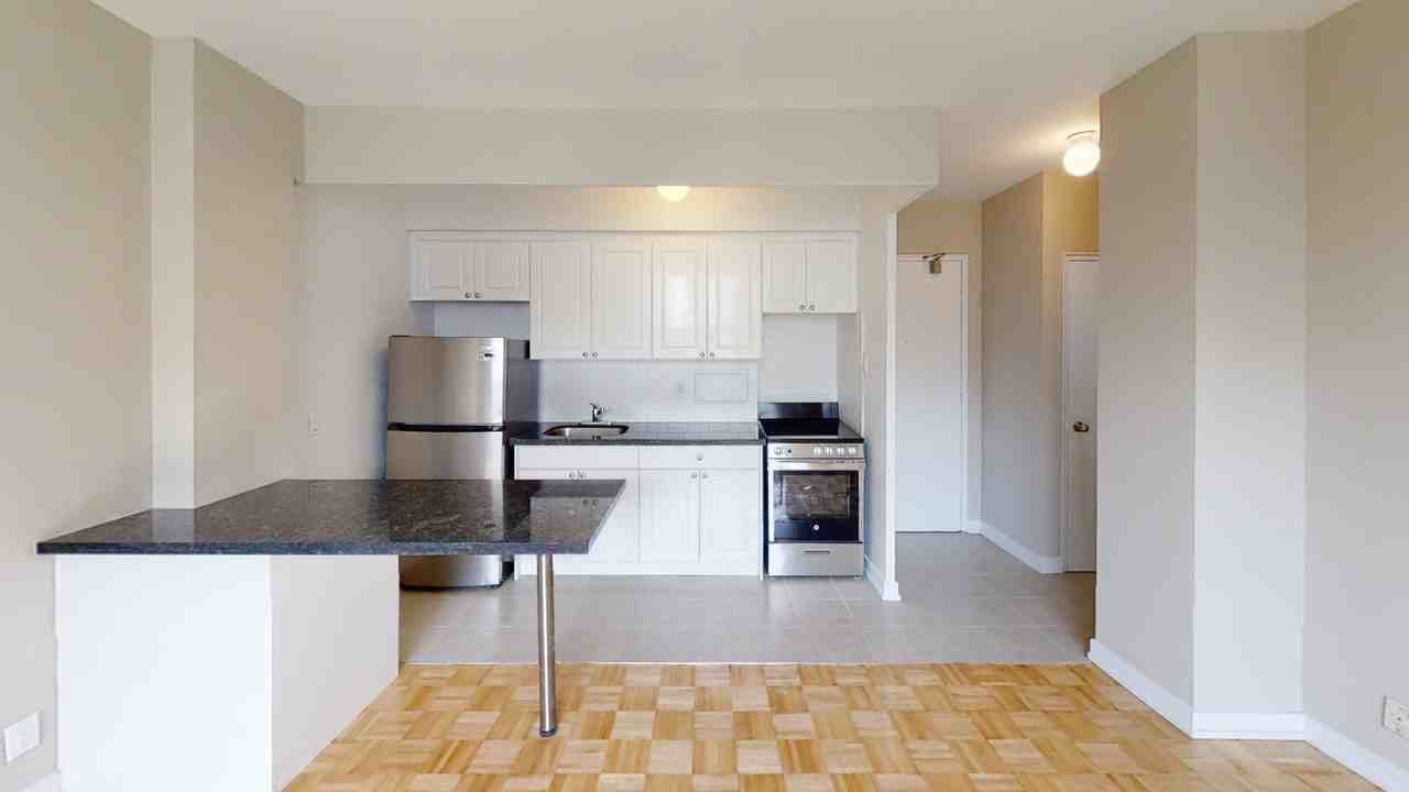 730 Ontario Street - Photo 4 of 28