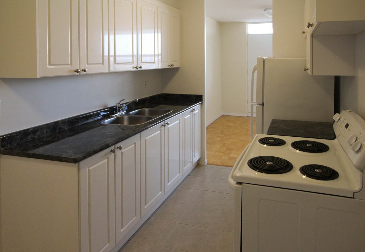 Maplegrove Apartments - Photo 6 of 50