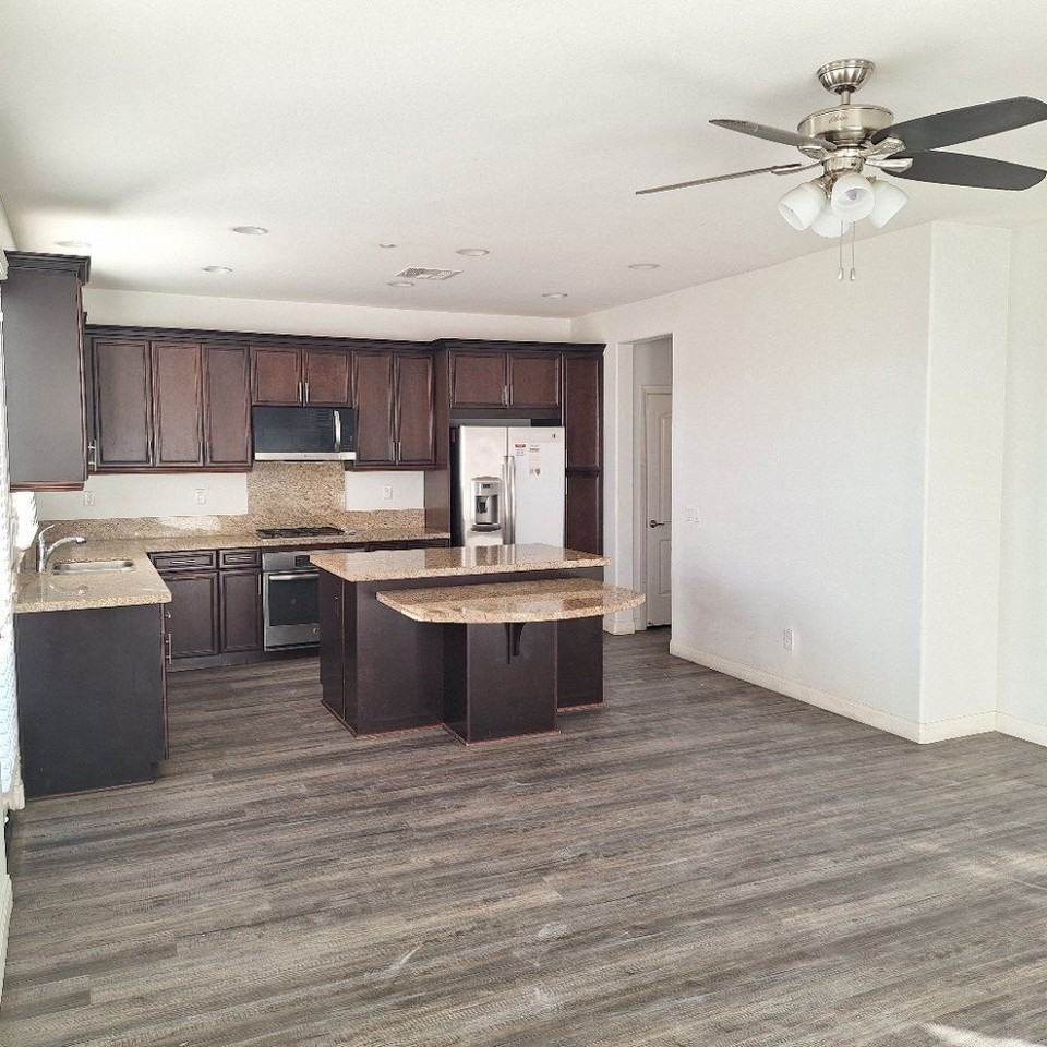 780 Huron Dr - Photo 5 of 16