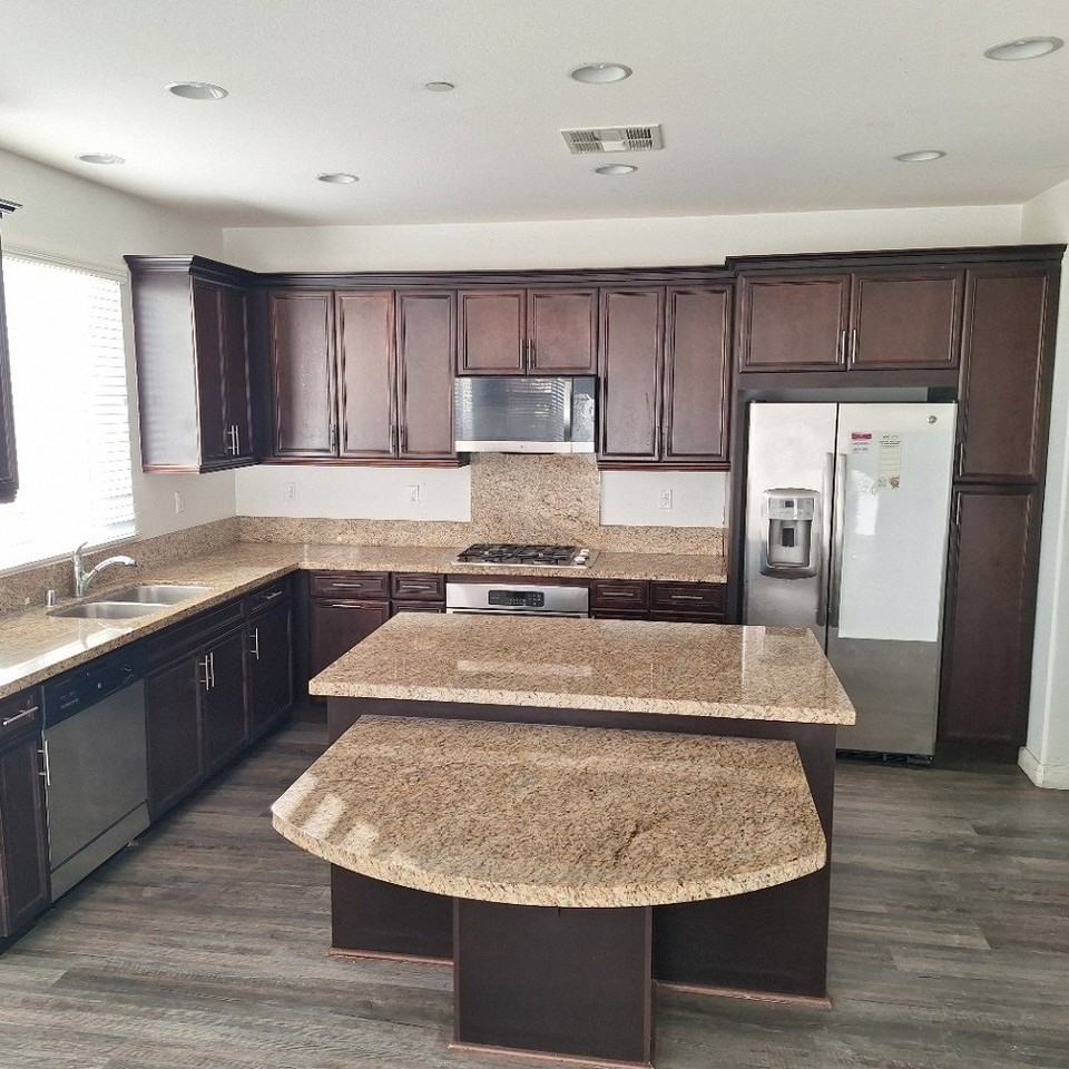 780 Huron Dr - Photo 6 of 16