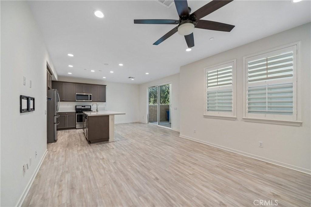 11082 Panoramic Dr - Photo 6 of 48