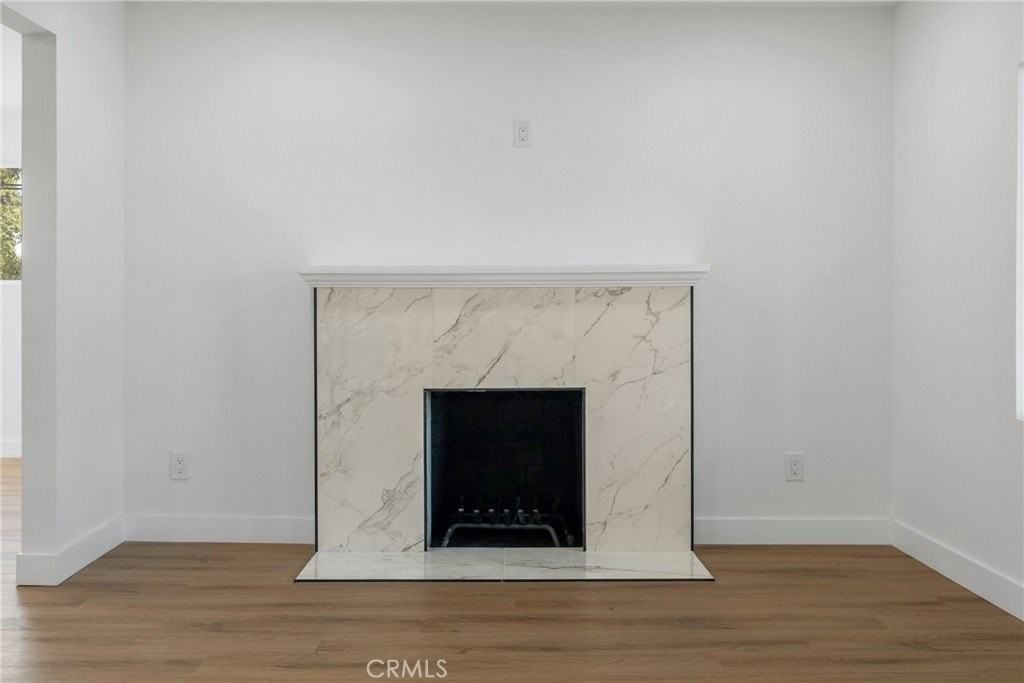 2105 Genevieve St - Photo 7 of 39