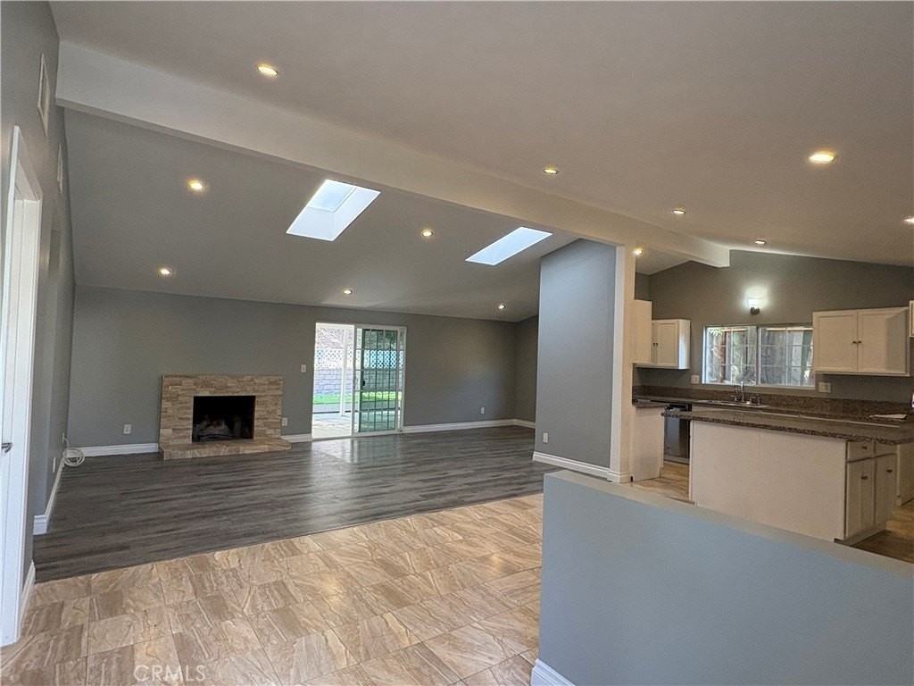 20416 Coulson St - Photo 3 of 9