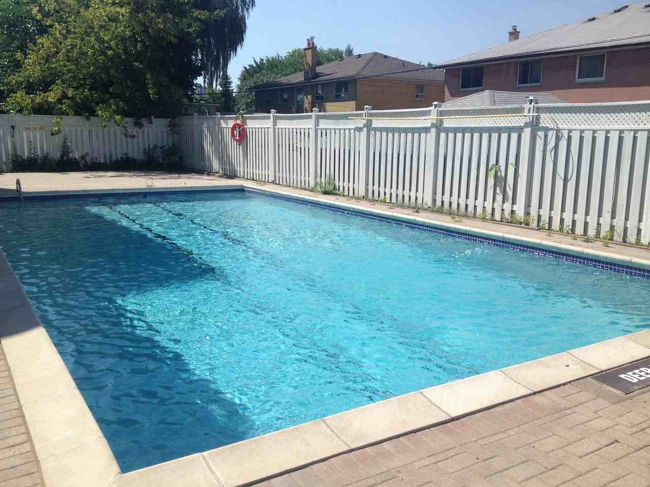 414 Willowdale - Photo 5 of 50