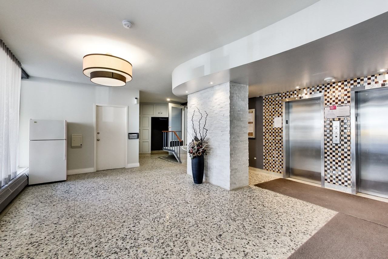 Cosburn Apartments - Photo 6 of 50