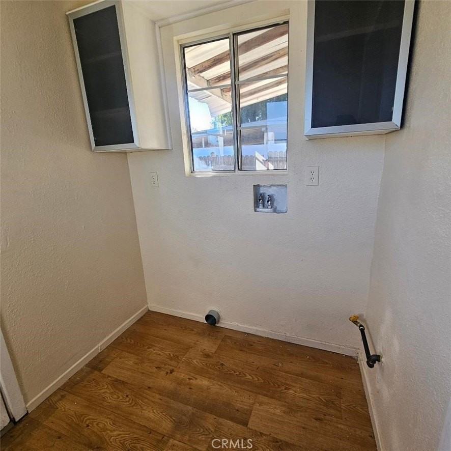 10830 Bellegrave Ave - Photo 5 of 12