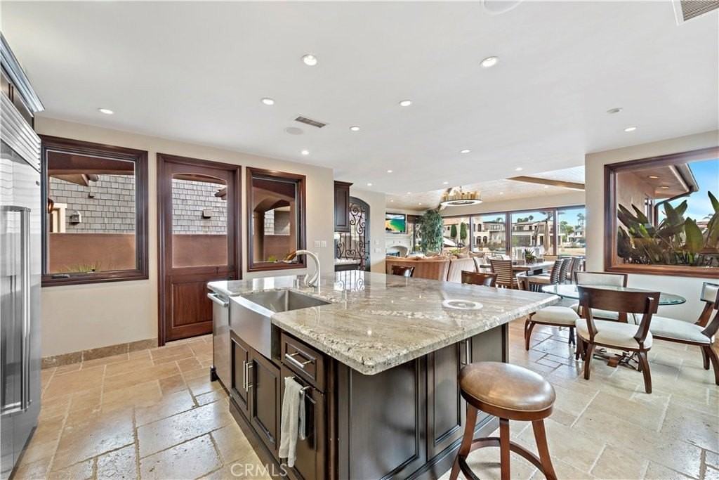 13 Coves Balboa - Photo 6 of 38