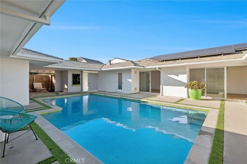 1958 Galaxy Dr - Photo 4 of 39