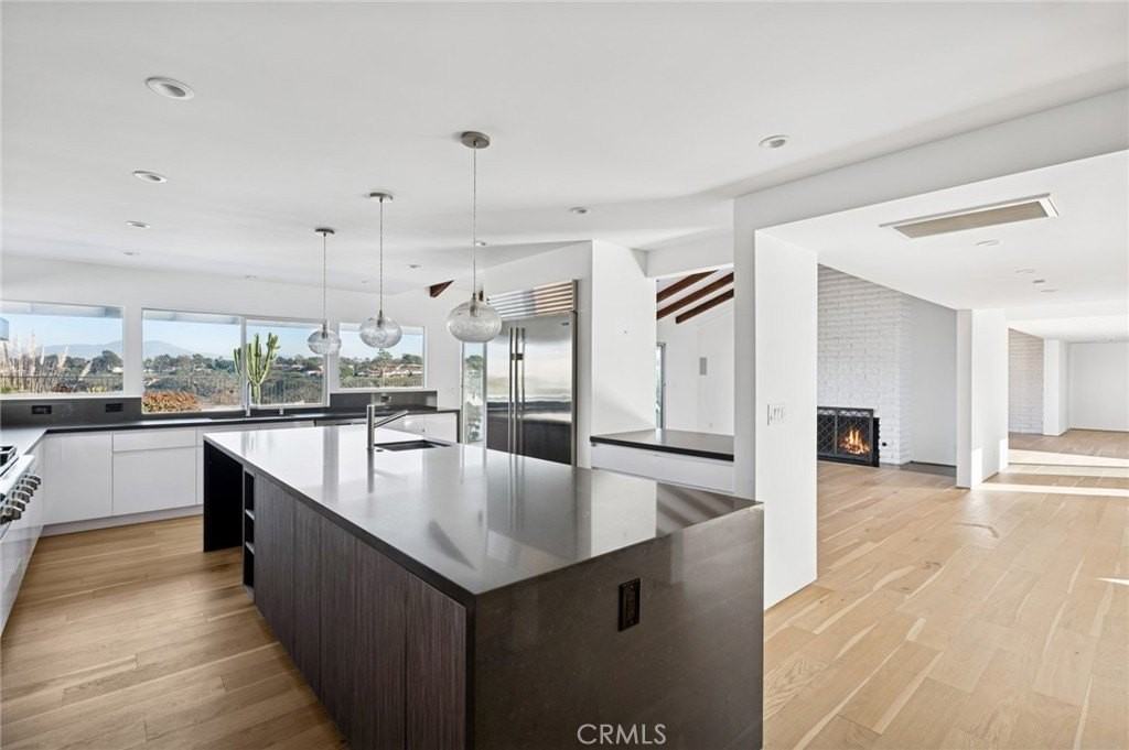 1958 Galaxy Dr - Photo 6 of 39