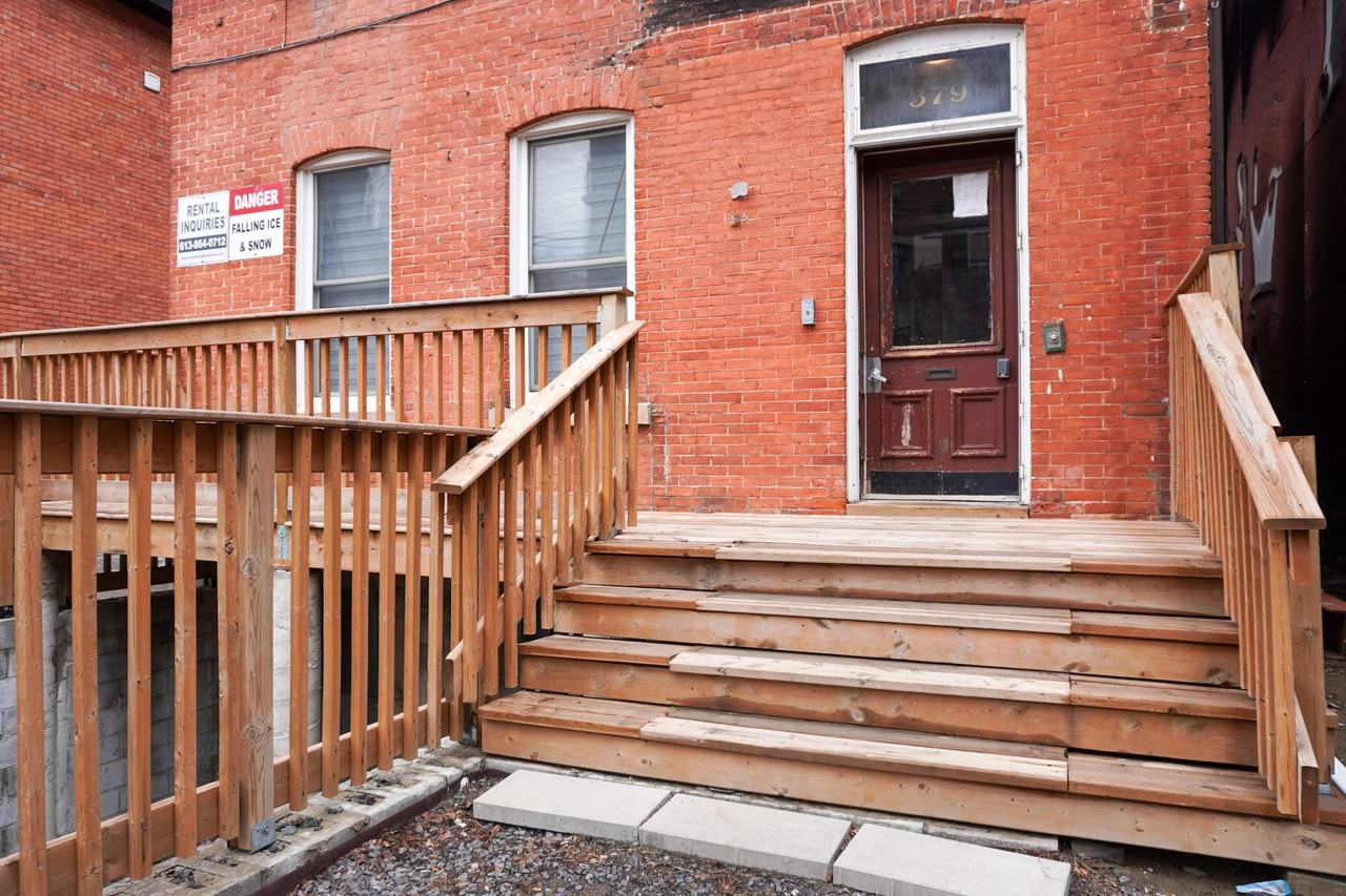 379 Cooper St - Photo 4 of 4