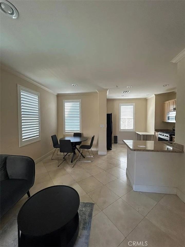 2446 Watermarke Pl - Photo 5 of 12