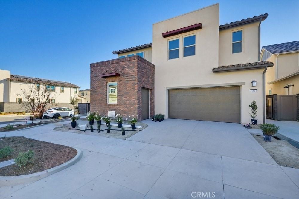 452 Botanic Way - Photo 2 of 50