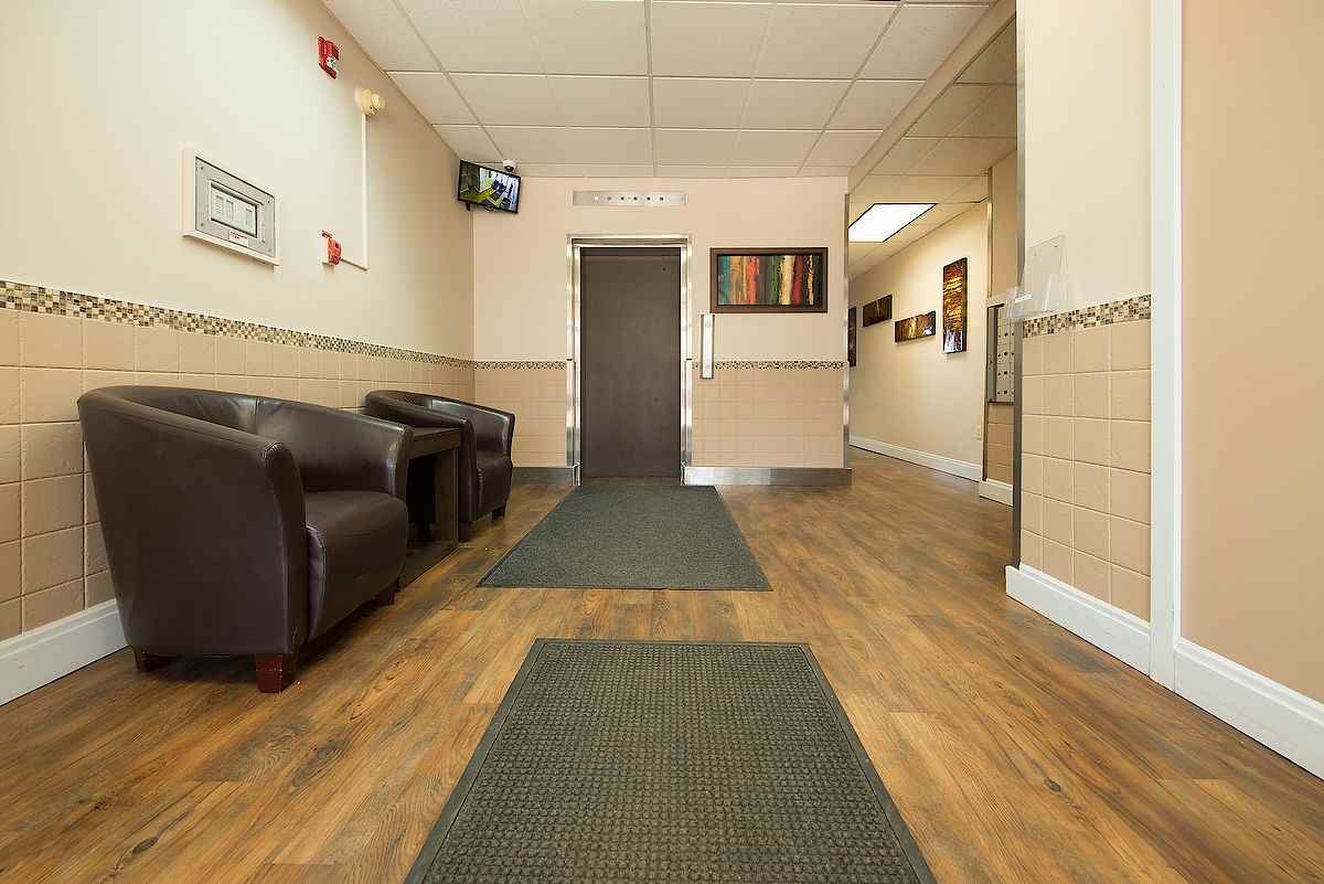 Lexington Place - Photo 2 of 9