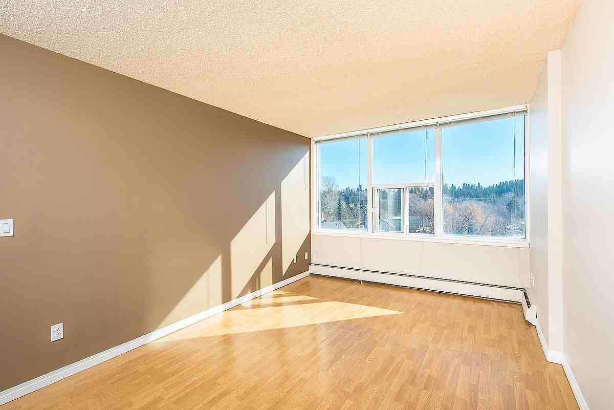 Lexington Place - Photo 5 of 9