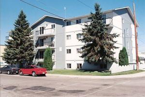 featured image of 1919 7th St E