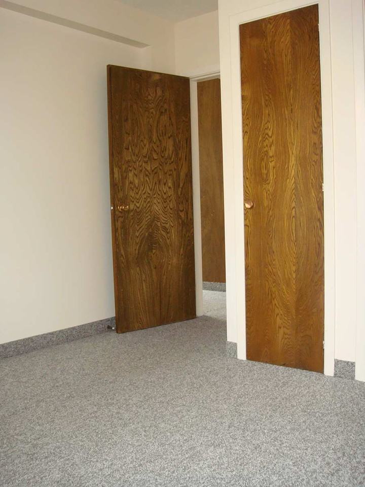 Windsor and Anola Apartments - Photo 4 of 6