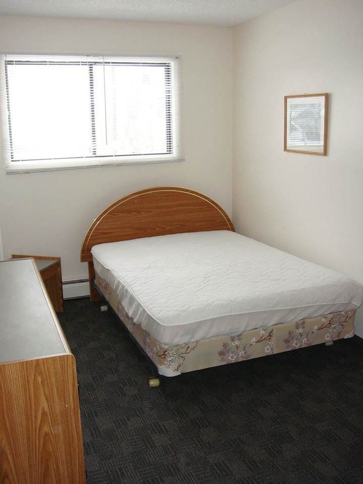 Monte Carlo Apartments - Photo 3 of 6