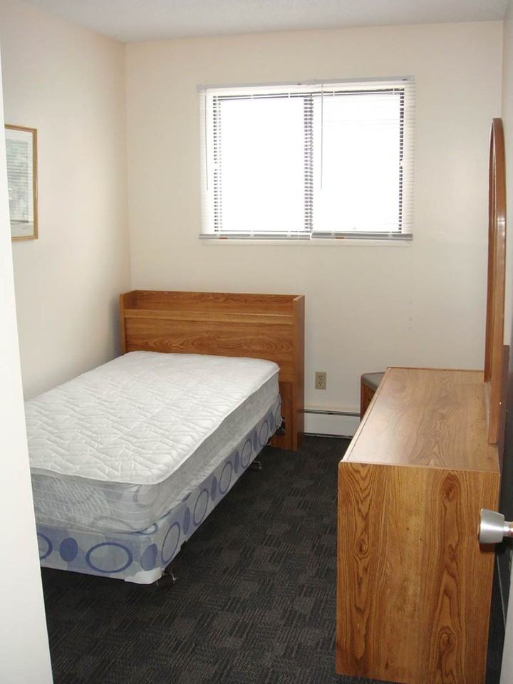 Monte Carlo Apartments - Photo 4 of 6