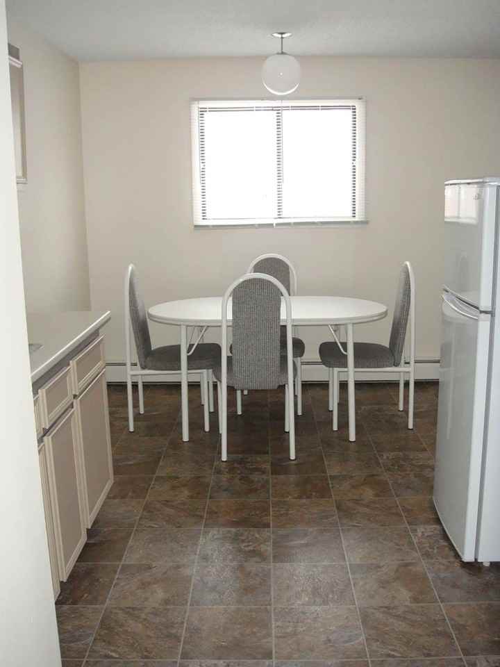 Monte Carlo Apartments - Photo 6 of 6