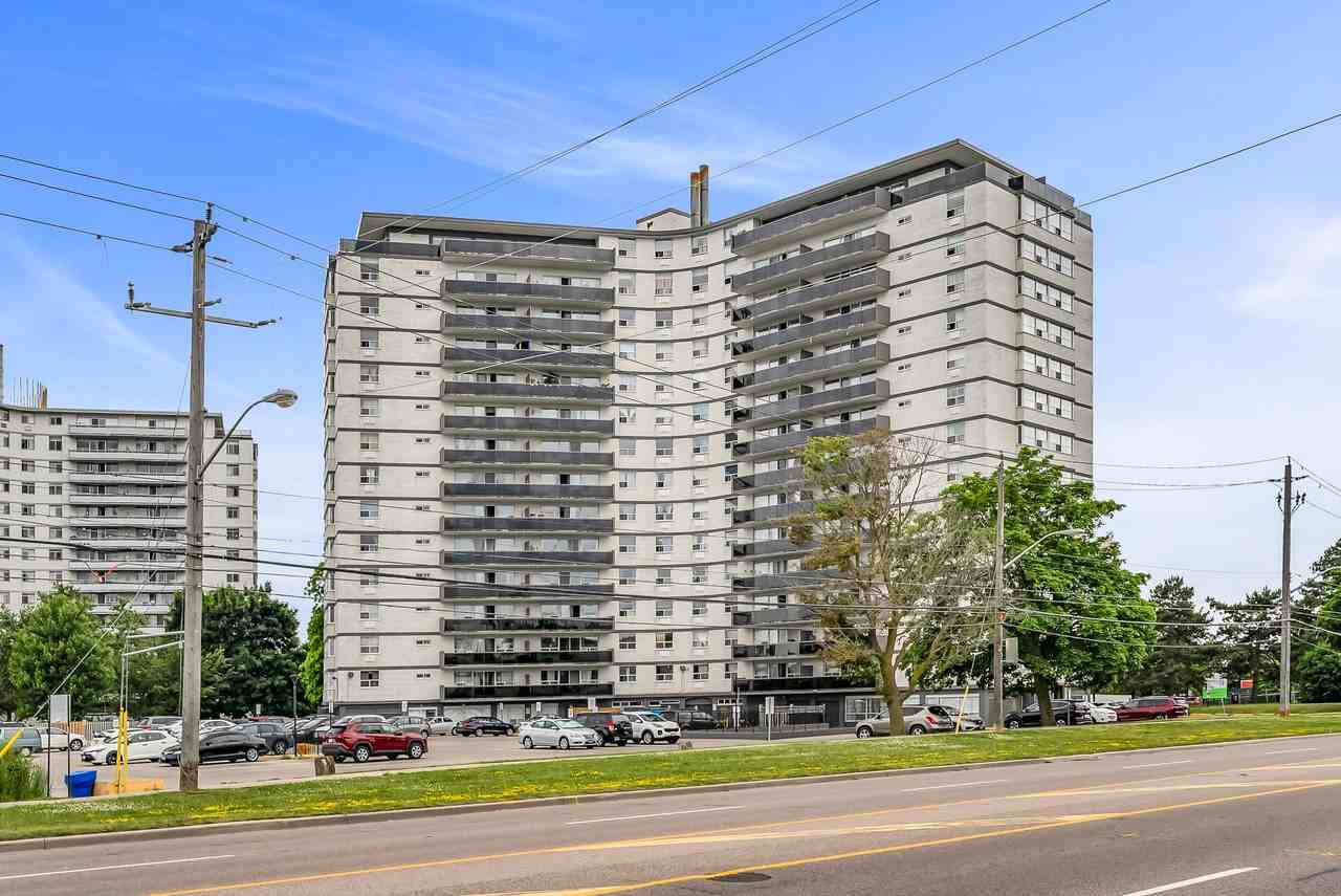 Baroness Apartments - Photo 2 of 50